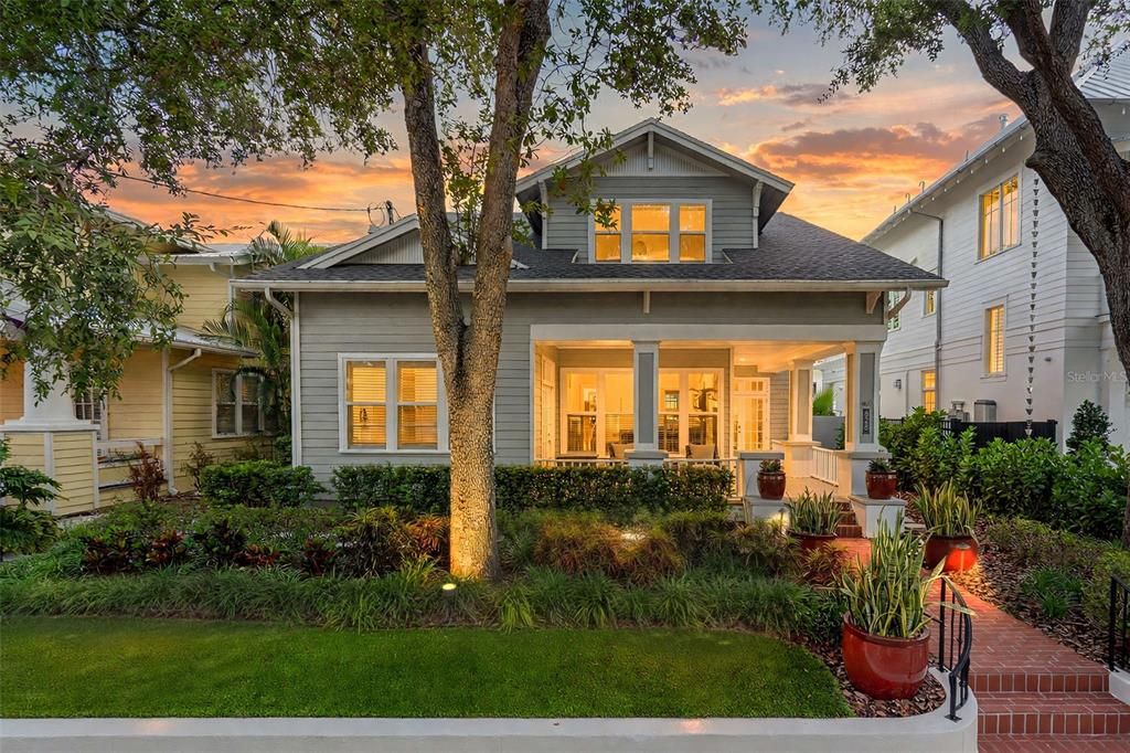 En Venta: $2,100,000 (3 camas, 3 baños, 2854 Pies cuadrados)