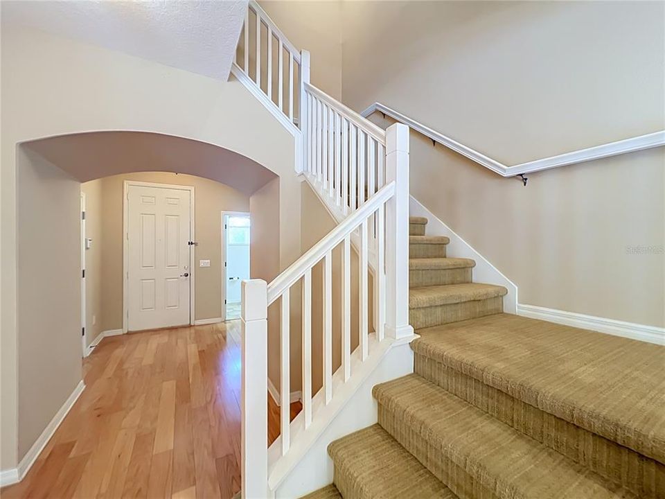 For Rent: $2,450 (3 beds, 2 baths, 1777 Square Feet)