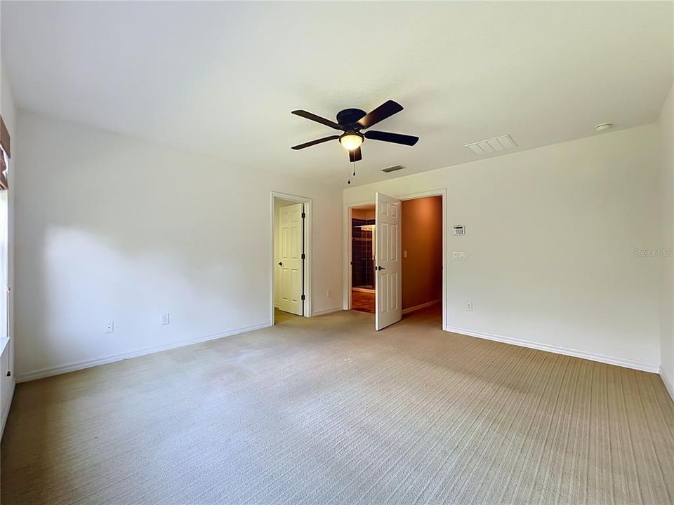 For Rent: $2,450 (3 beds, 2 baths, 1777 Square Feet)