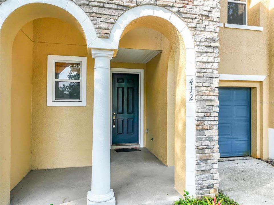 For Rent: $2,450 (3 beds, 2 baths, 1777 Square Feet)