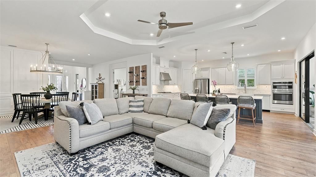 En Venta: $1,449,000 (4 camas, 3 baños, 3206 Pies cuadrados)