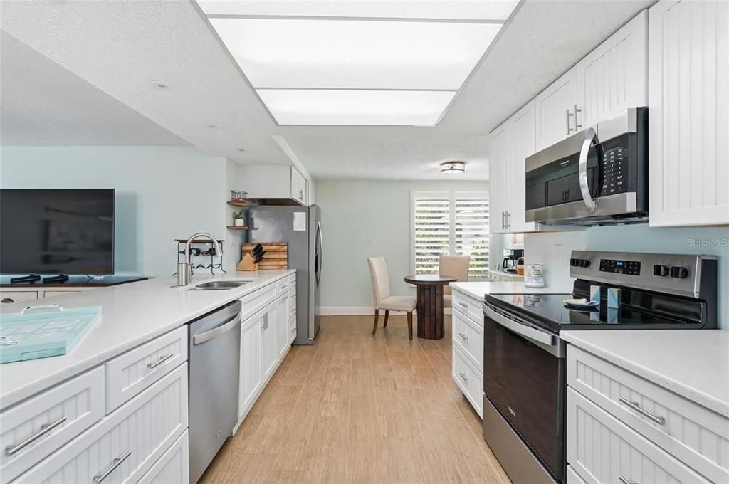 En Venta: $409,000 (2 camas, 2 baños, 1752 Pies cuadrados)