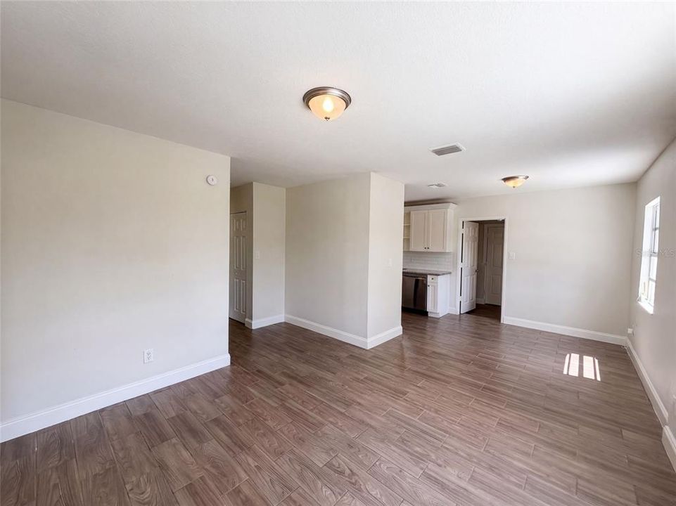 En Venta: $267,000 (3 camas, 1 baños, 1068 Pies cuadrados)