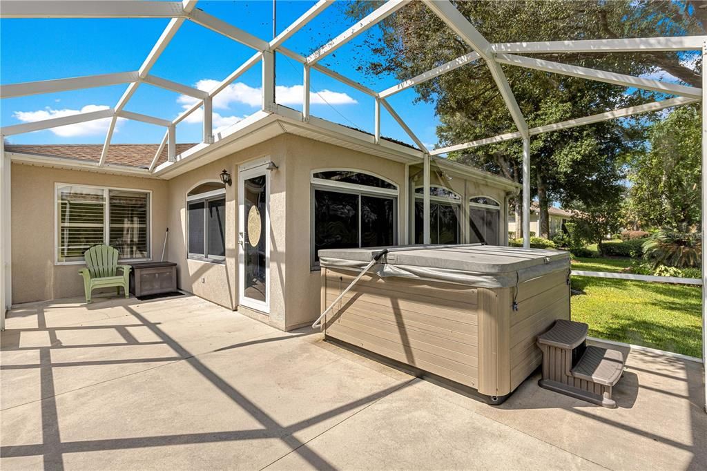 En Venta: $389,900 (3 camas, 2 baños, 2335 Pies cuadrados)