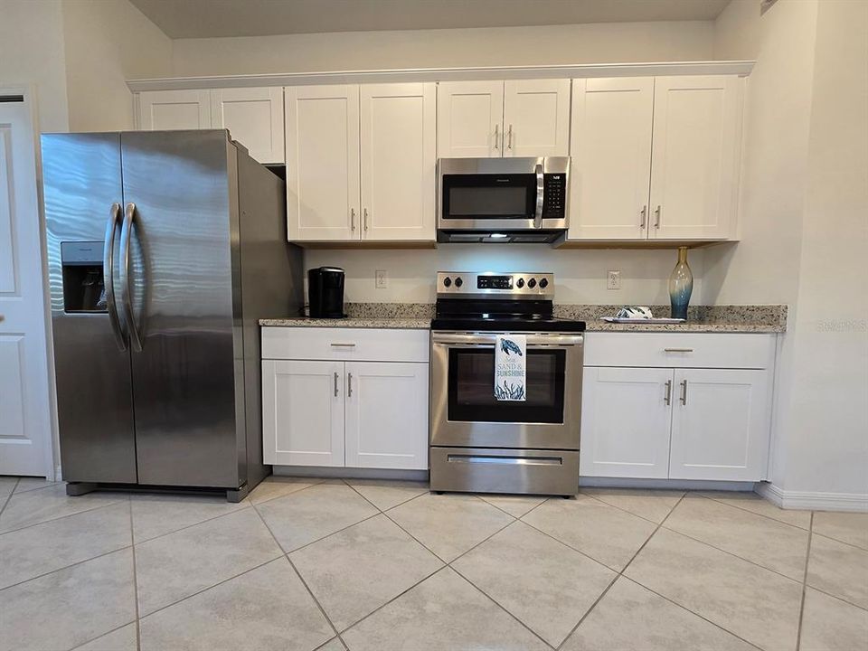 For Sale: $439,990 (3 beds, 2 baths, 1681 Square Feet)