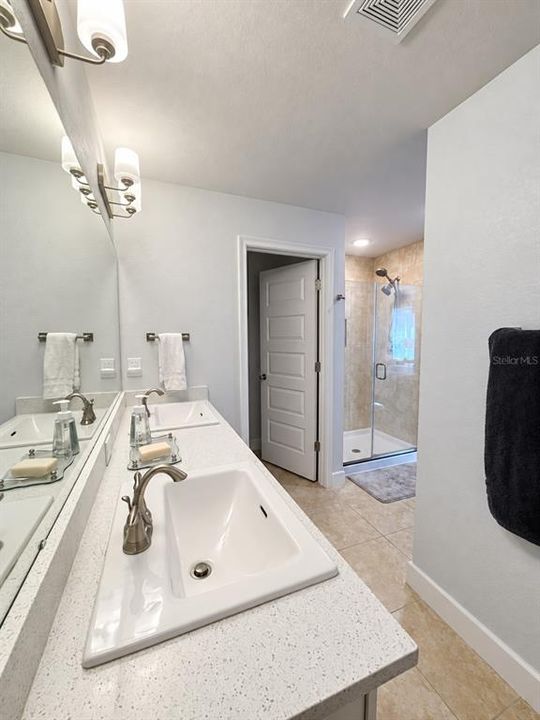 В аренду: $1,850 (3 спален, 2 ванн, 1505 Квадратных фут)