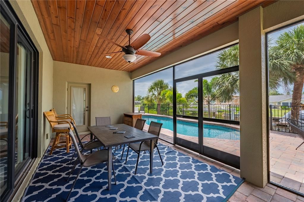 En Venta: $1,175,000 (4 camas, 4 baños, 3635 Pies cuadrados)