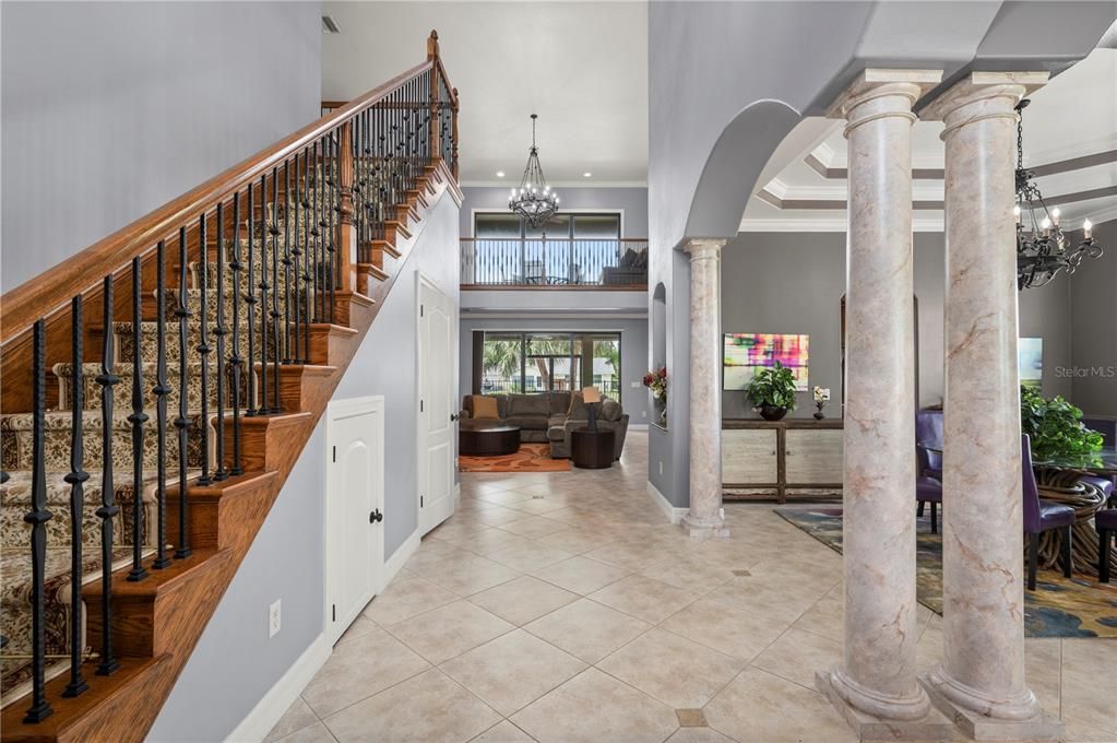 En Venta: $1,175,000 (4 camas, 4 baños, 3635 Pies cuadrados)
