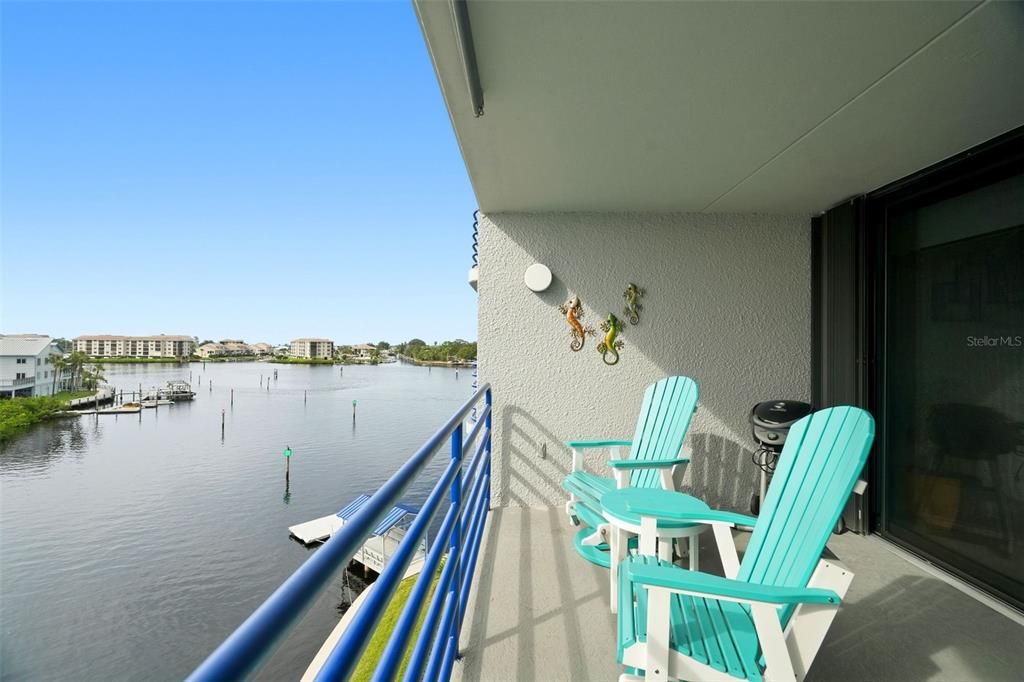En Venta: $340,000 (2 camas, 2 baños, 1098 Pies cuadrados)