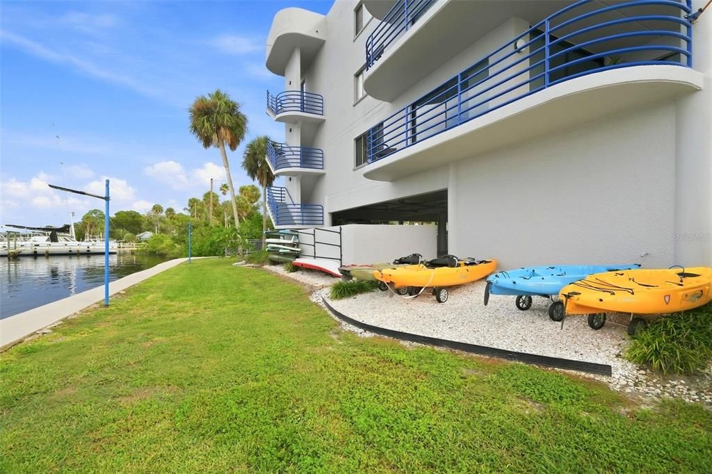 En Venta: $340,000 (2 camas, 2 baños, 1098 Pies cuadrados)