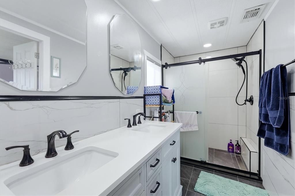 En Venta: $225,000 (2 camas, 2 baños, 1456 Pies cuadrados)