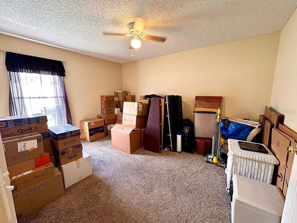 На продажу: $524,900 (4 спален, 2 ванн, 2275 Квадратных фут)