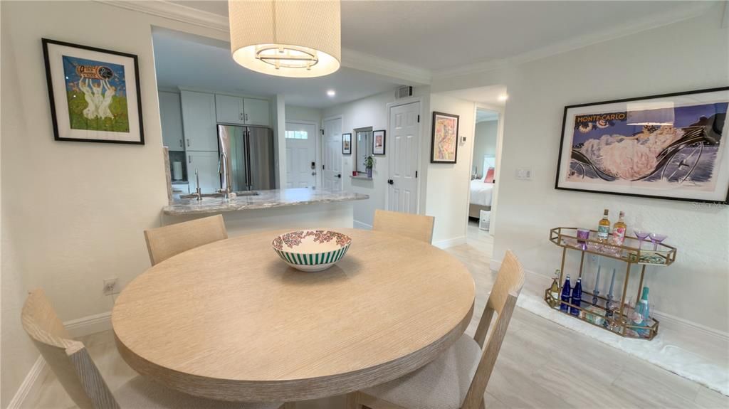 В аренду: $2,500 (2 спален, 2 ванн, 920 Квадратных фут)