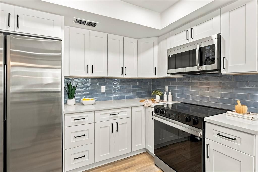 For Sale: $715,000 (4 beds, 2 baths, 2254 Square Feet)