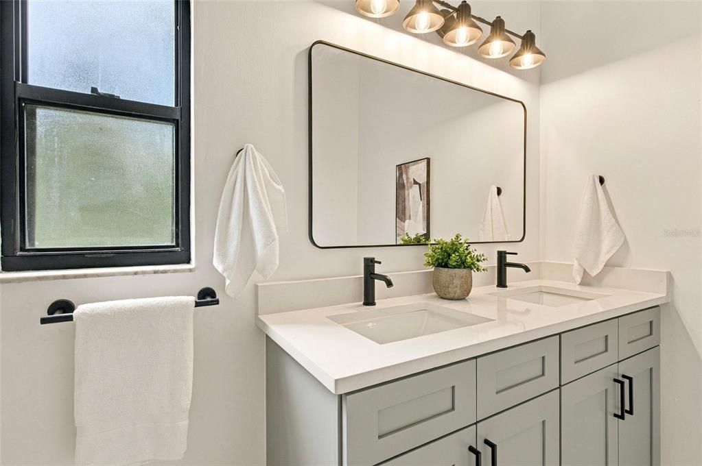 For Sale: $715,000 (4 beds, 2 baths, 2254 Square Feet)
