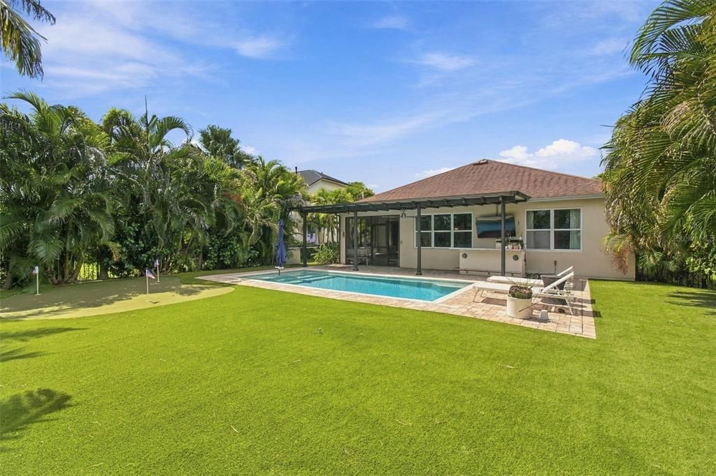 En Venta: $575,000 (4 camas, 2 baños, 2161 Pies cuadrados)