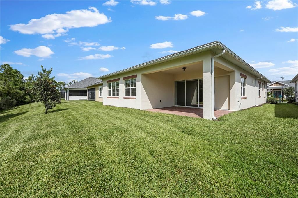 For Sale: $585,000 (3 beds, 3 baths, 2335 Square Feet)