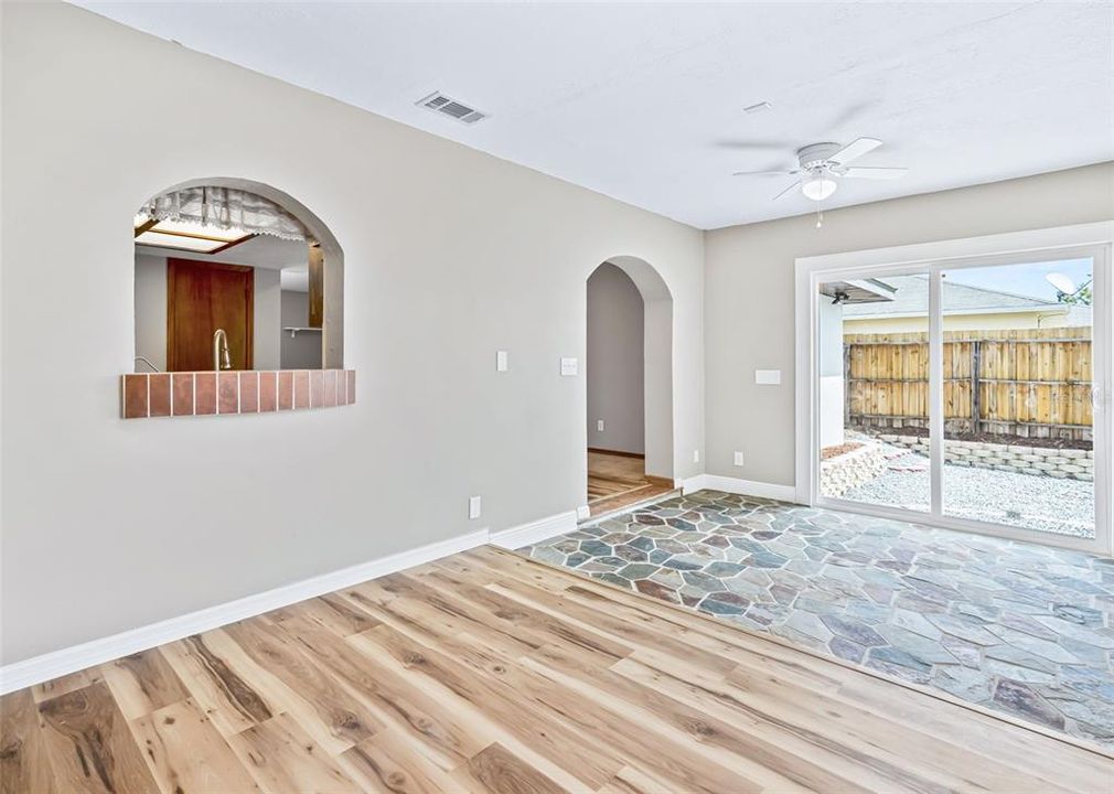 For Sale: $234,900 (3 beds, 2 baths, 1441 Square Feet)