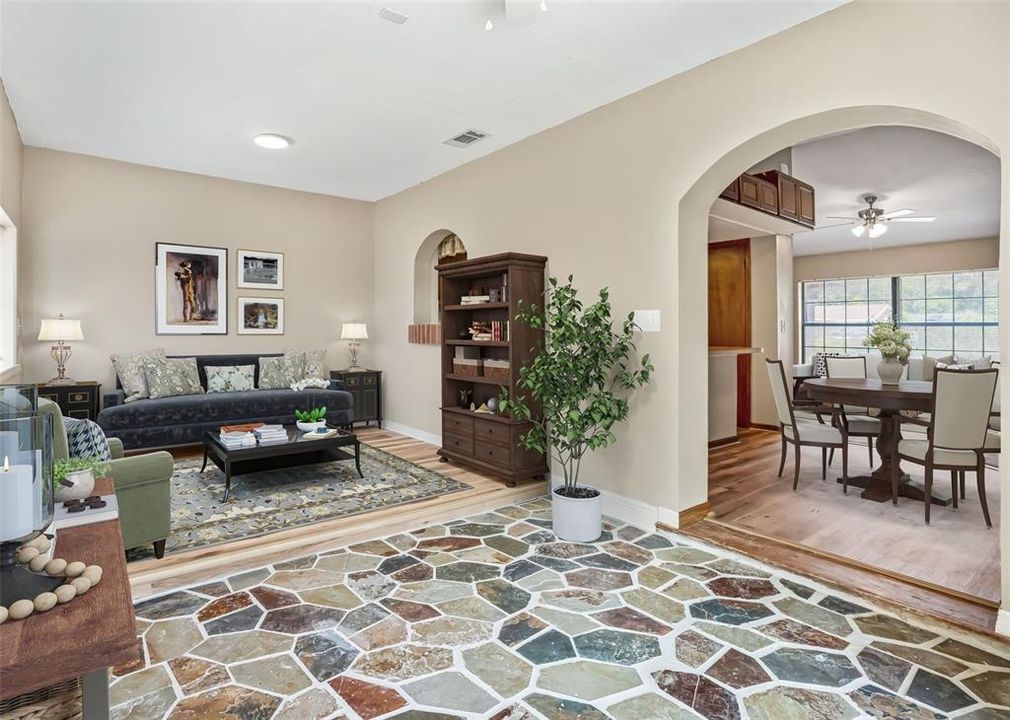 For Sale: $234,900 (3 beds, 2 baths, 1441 Square Feet)
