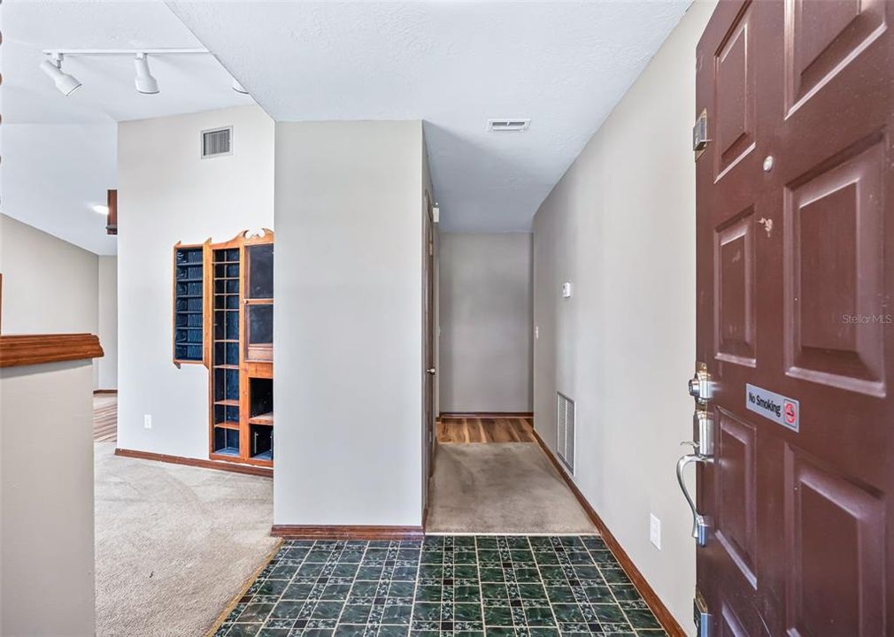 For Sale: $234,900 (3 beds, 2 baths, 1441 Square Feet)