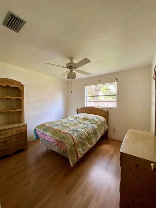 For Sale: $449,900 (4 beds, 3 baths, 2444 Square Feet)