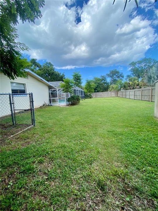 For Sale: $449,900 (4 beds, 3 baths, 2444 Square Feet)
