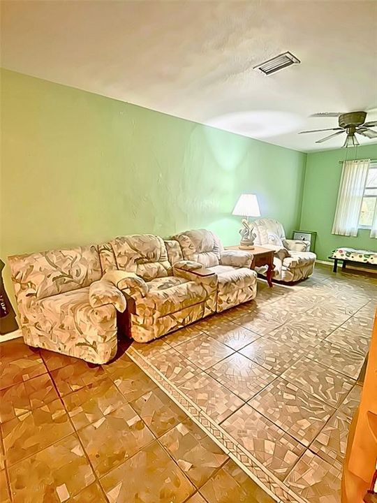 For Sale: $449,900 (4 beds, 3 baths, 2444 Square Feet)