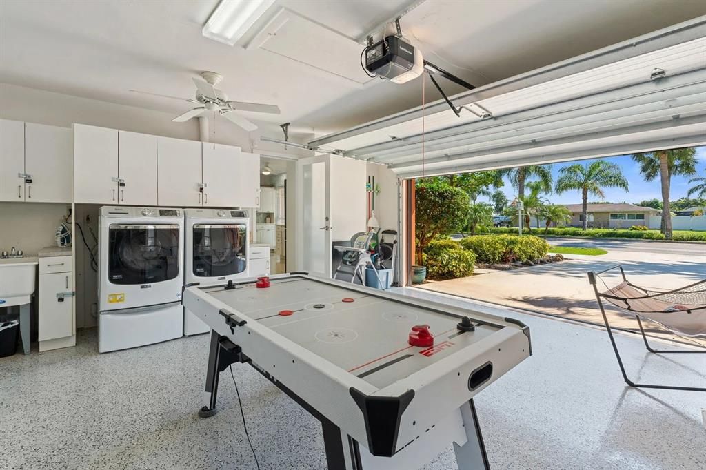 For Sale: $429,000 (3 beds, 2 baths, 1393 Square Feet)