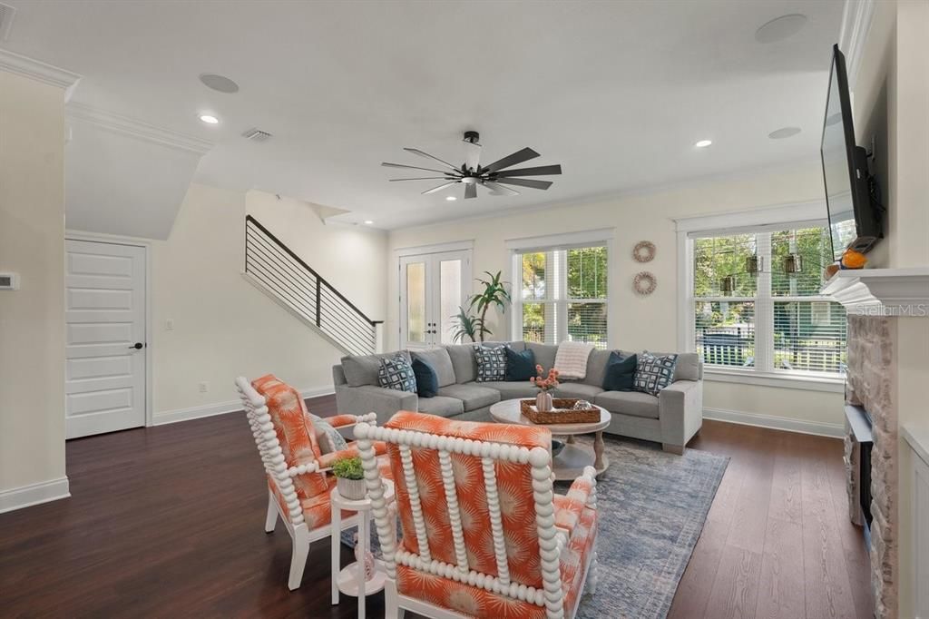For Sale: $1,649,000 (3 beds, 3 baths, 2851 Square Feet)