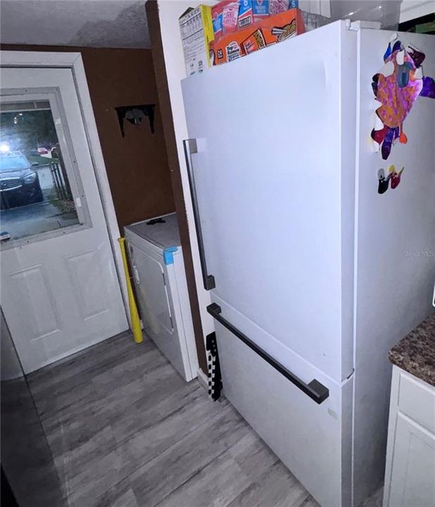 На продажу: $200,000 (3 спален, 2 ванн, 1230 Квадратных фут)