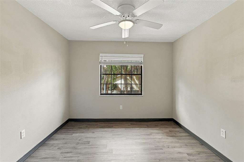 For Sale: $325,000 (3 beds, 2 baths, 2146 Square Feet)