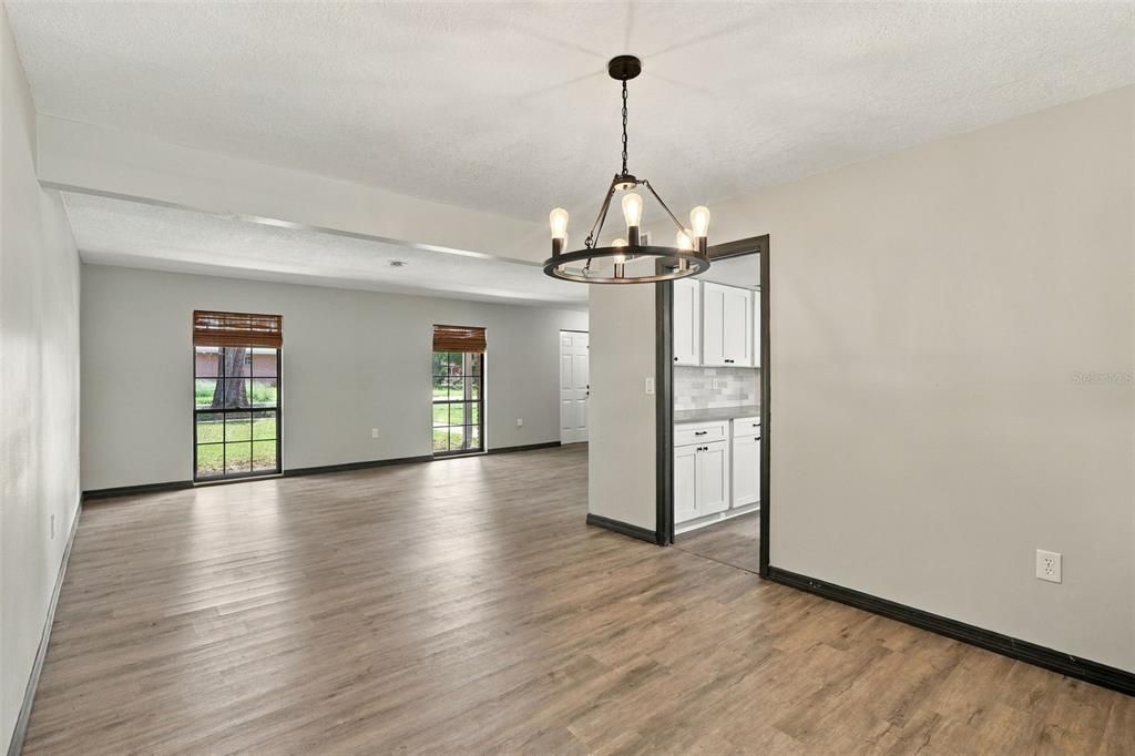 For Sale: $325,000 (3 beds, 2 baths, 2146 Square Feet)