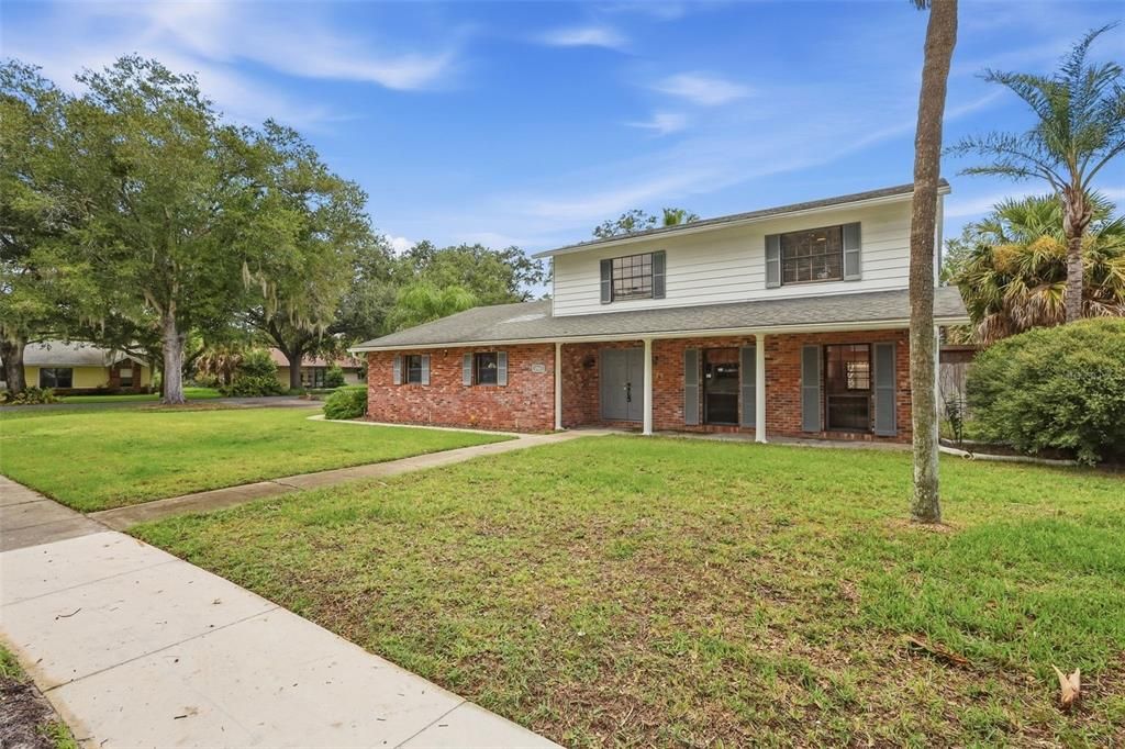For Sale: $325,000 (3 beds, 2 baths, 2146 Square Feet)