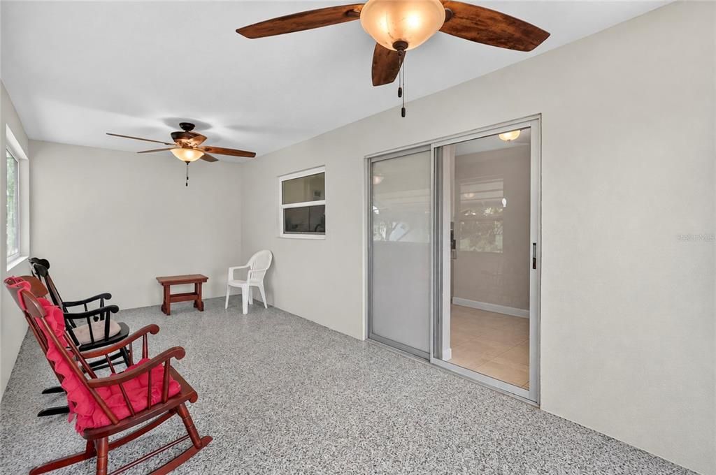 En Venta: $450,000 (3 camas, 2 baños, 1536 Pies cuadrados)