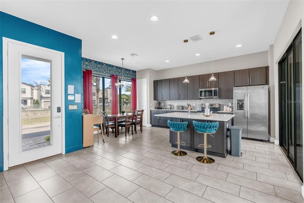 For Rent: $2,800 (4 beds, 3 baths, 2205 Square Feet)