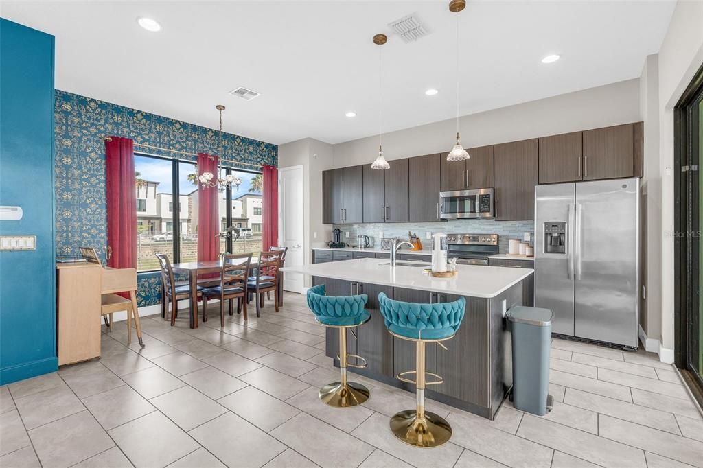 For Rent: $2,800 (4 beds, 3 baths, 2205 Square Feet)