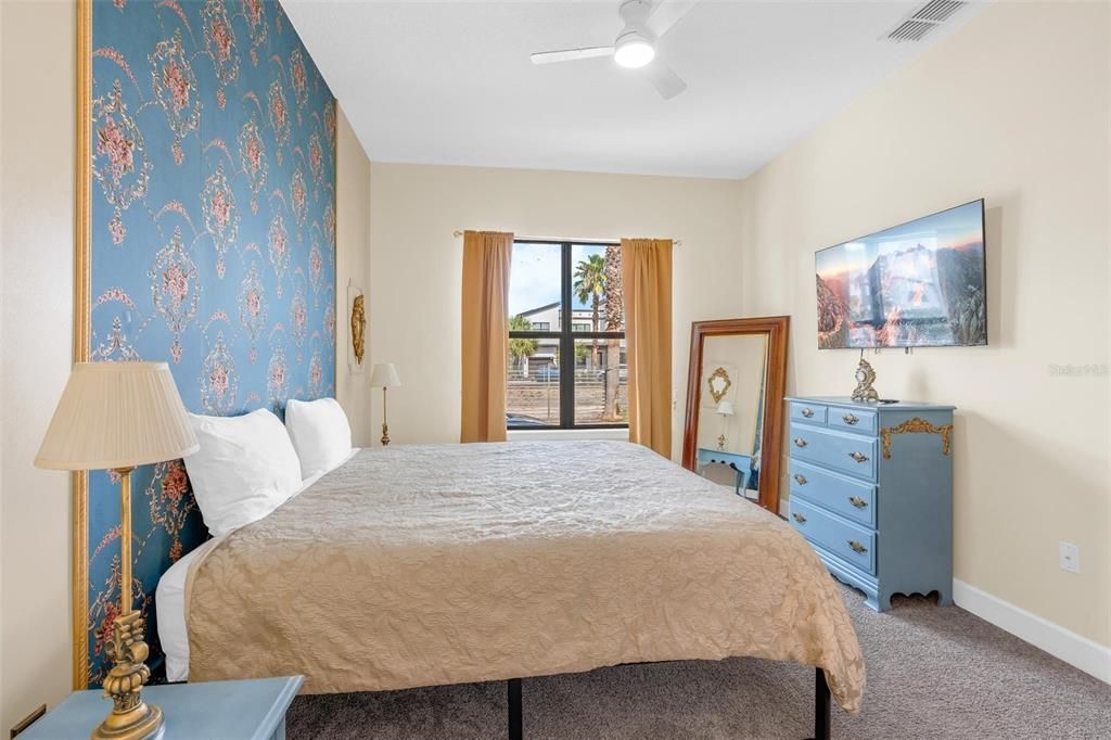 For Rent: $2,800 (4 beds, 3 baths, 2205 Square Feet)