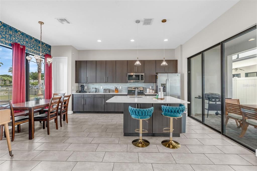For Rent: $2,800 (4 beds, 3 baths, 2205 Square Feet)
