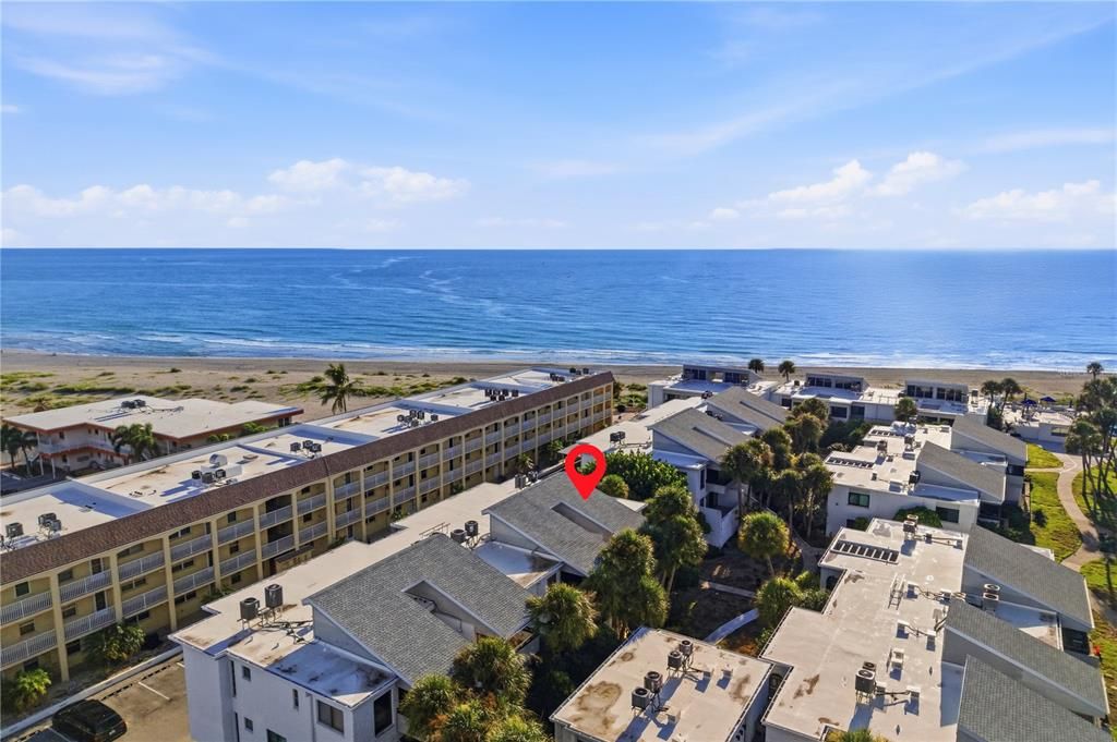 For Sale: $415,000 (2 beds, 2 baths, 934 Square Feet)