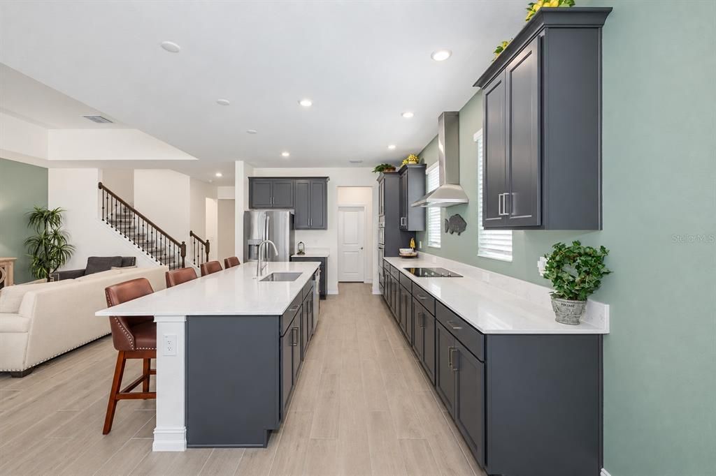 En Venta: $875,000 (5 camas, 4 baños, 3334 Pies cuadrados)