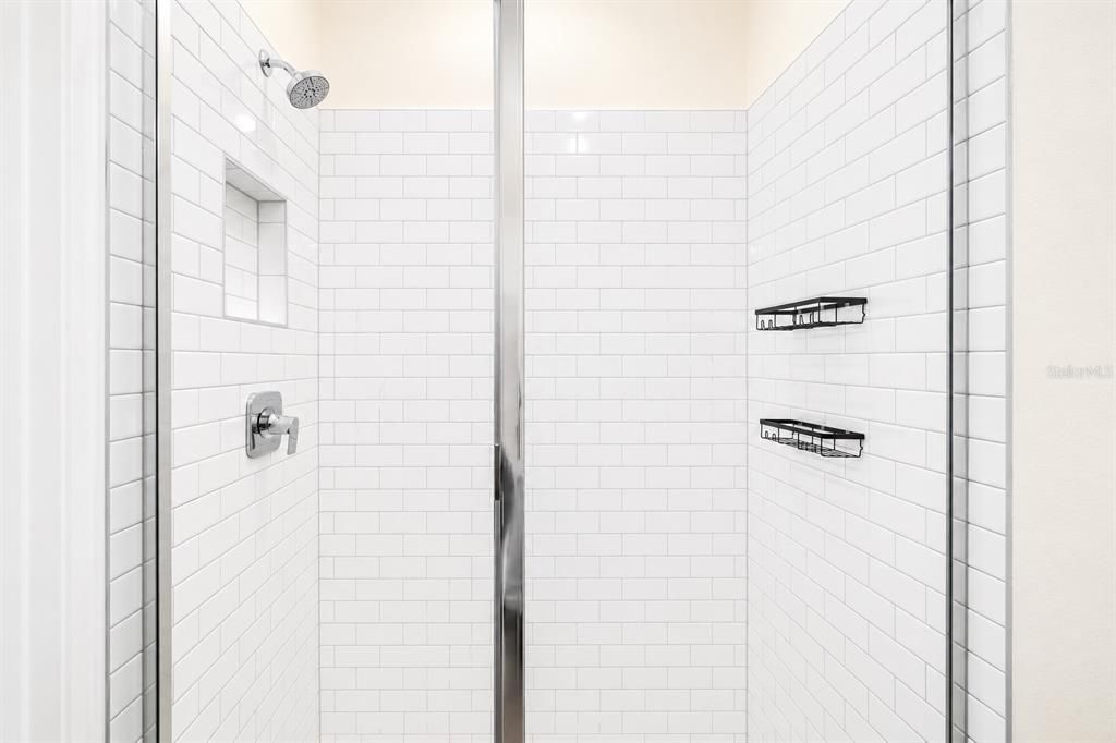 En Venta: $875,000 (5 camas, 4 baños, 3334 Pies cuadrados)