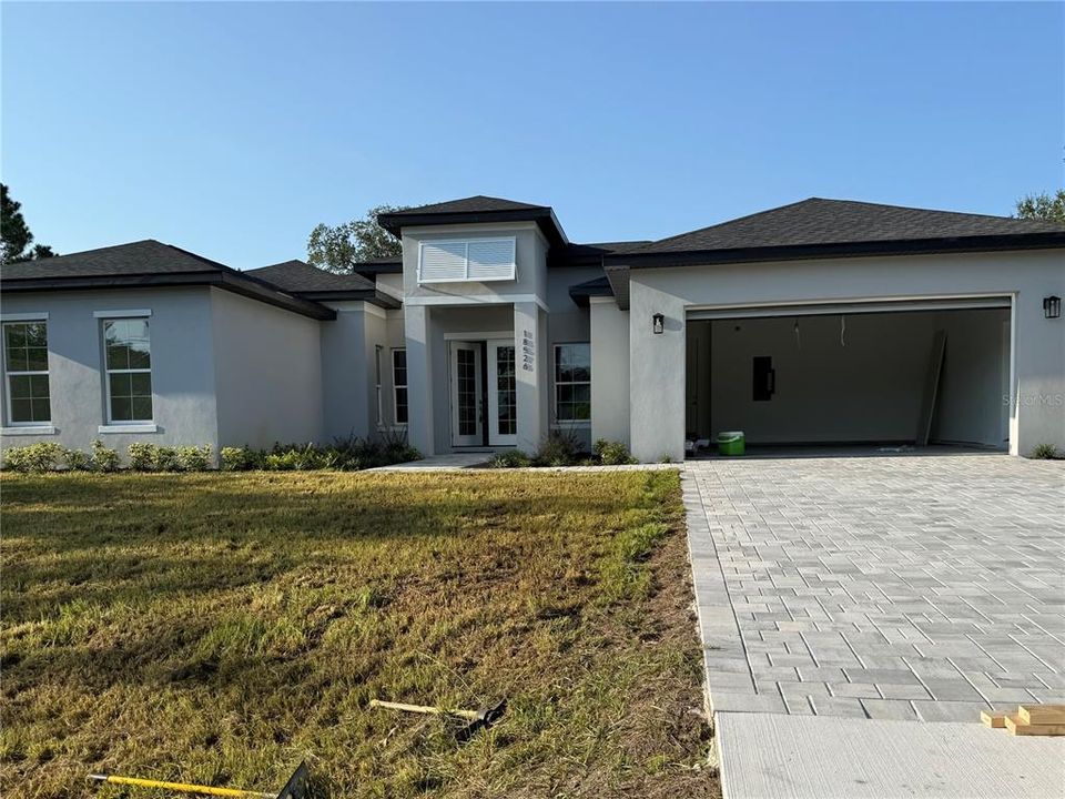 En Venta: $840,000 (4 camas, 3 baños, 3556 Pies cuadrados)