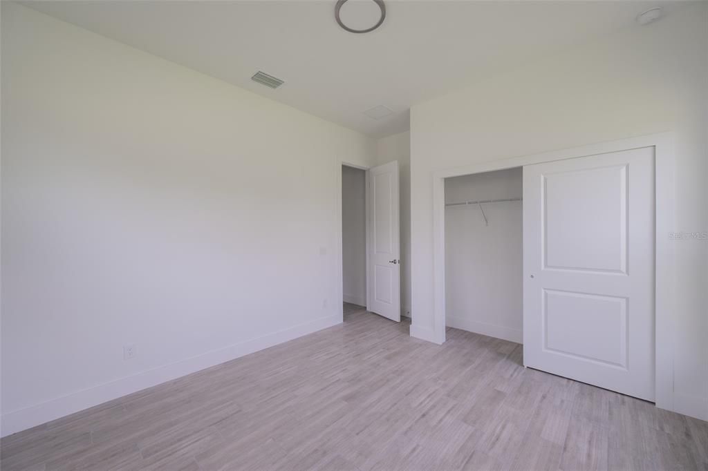 En Venta: $840,000 (4 camas, 3 baños, 3556 Pies cuadrados)