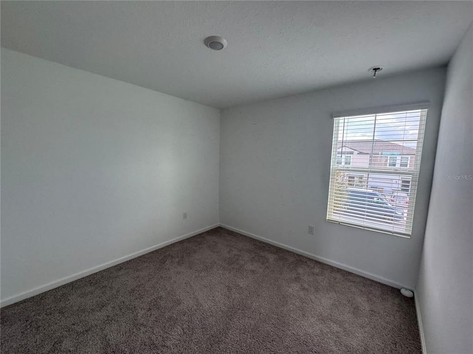 For Rent: $2,300 (3 beds, 2 baths, 1424 Square Feet)