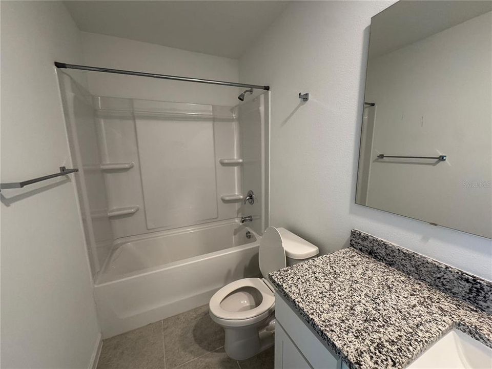 For Rent: $2,300 (3 beds, 2 baths, 1424 Square Feet)