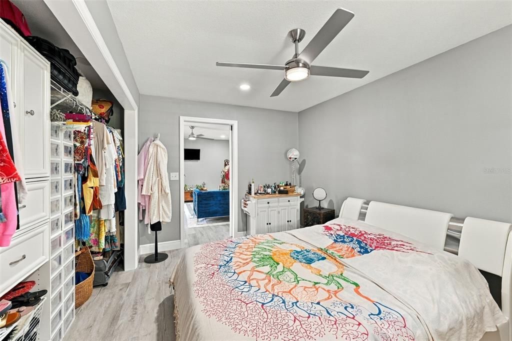 For Sale: $275,000 (3 beds, 2 baths, 1620 Square Feet)