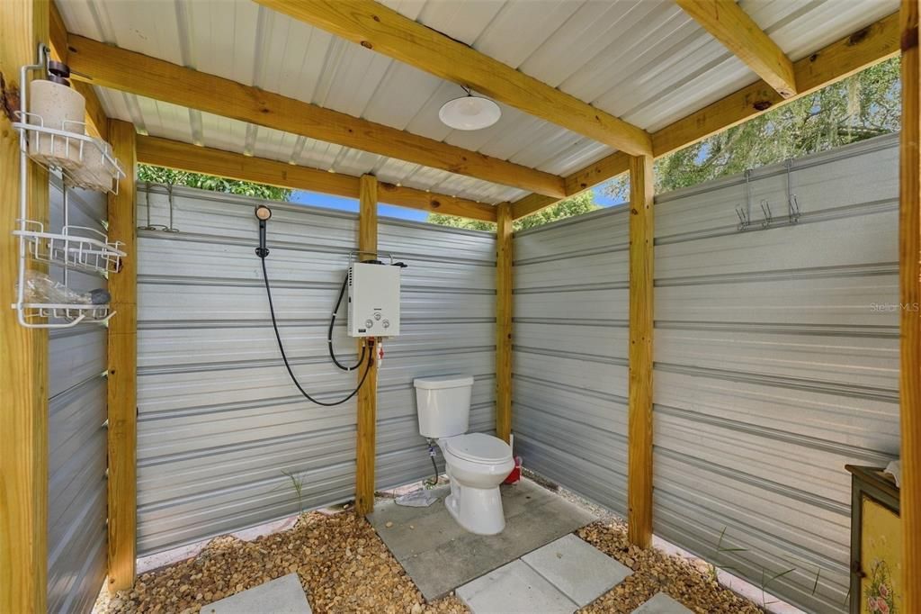 For Sale: $275,000 (3 beds, 2 baths, 1620 Square Feet)