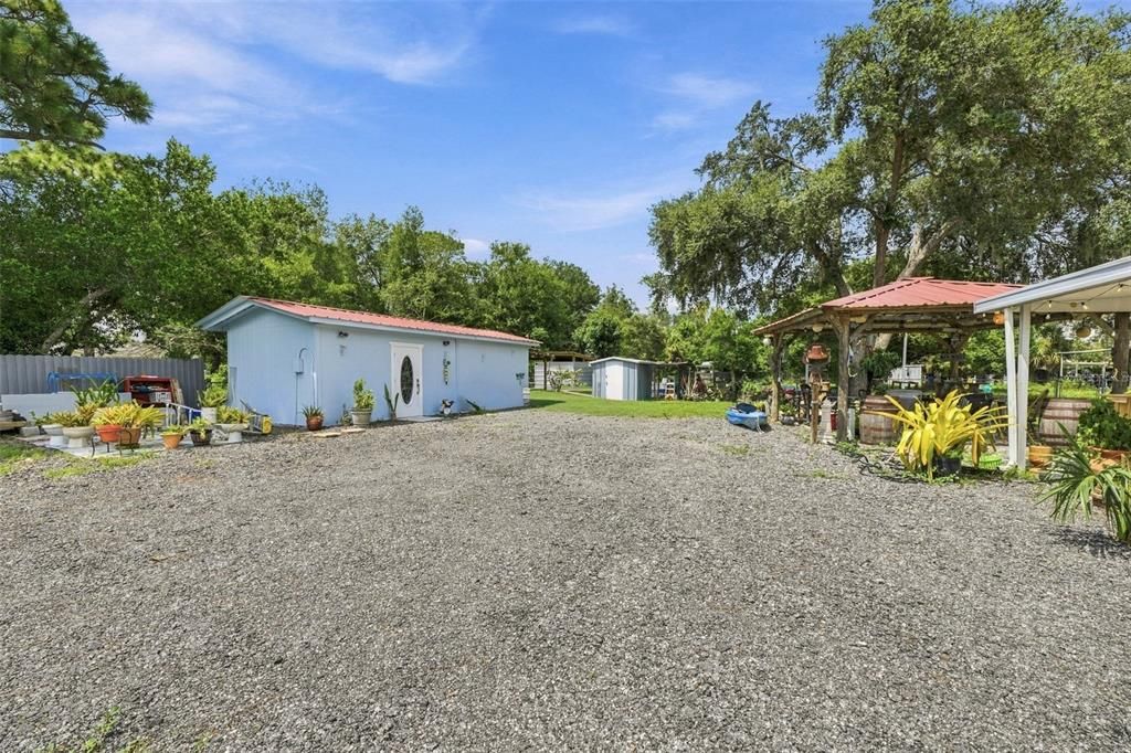 For Sale: $275,000 (3 beds, 2 baths, 1620 Square Feet)