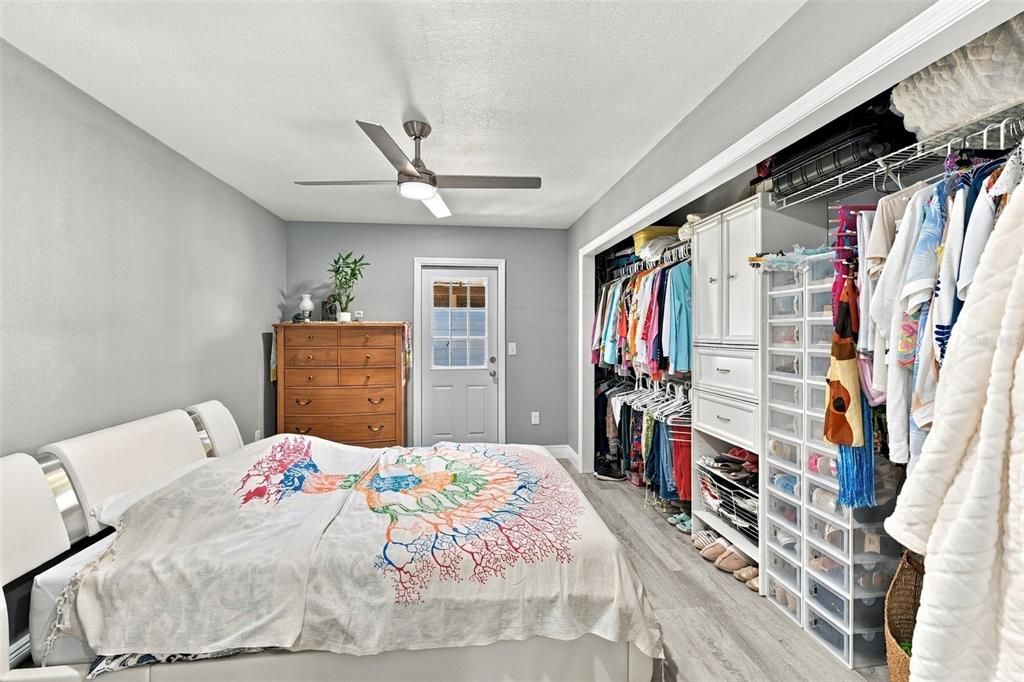 For Sale: $275,000 (3 beds, 2 baths, 1620 Square Feet)