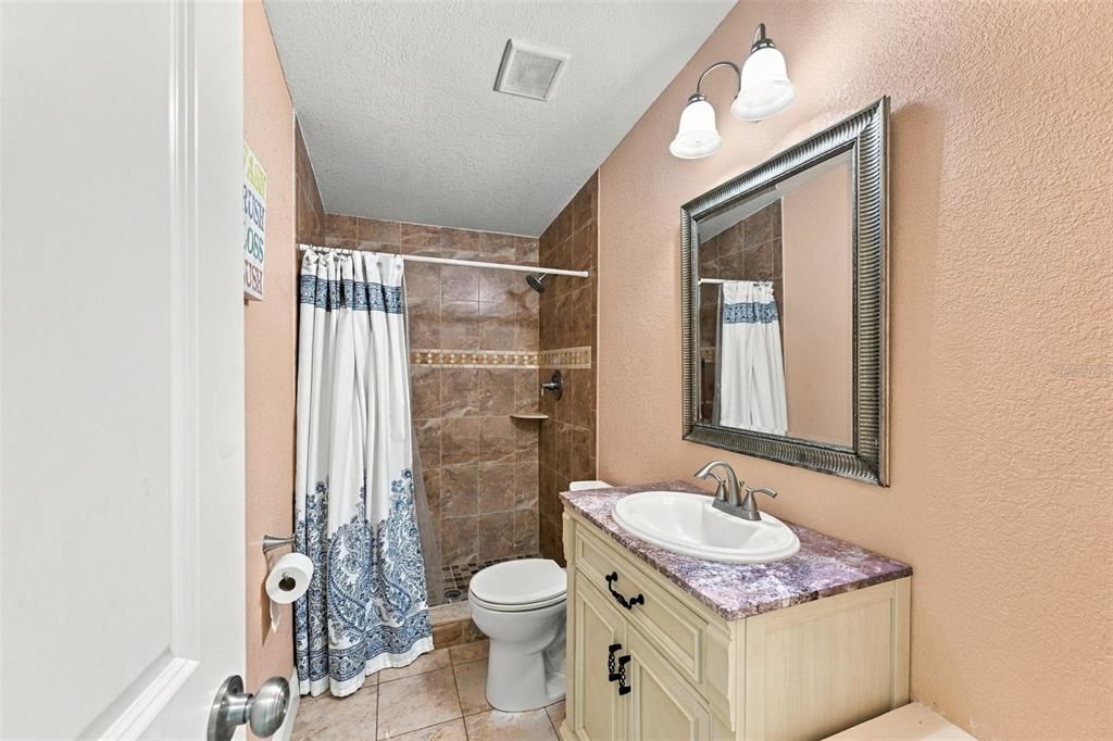 For Sale: $275,000 (3 beds, 2 baths, 1620 Square Feet)
